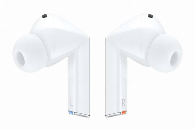 Samsung Galaxy Buds3 Pro R630 Wireless Charging Earbuds White
